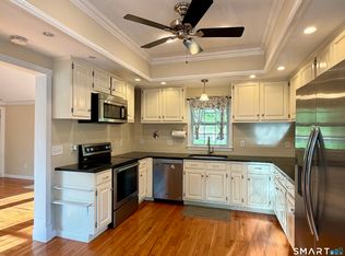 30 Twilight Ln, Brookfield, CT 06804