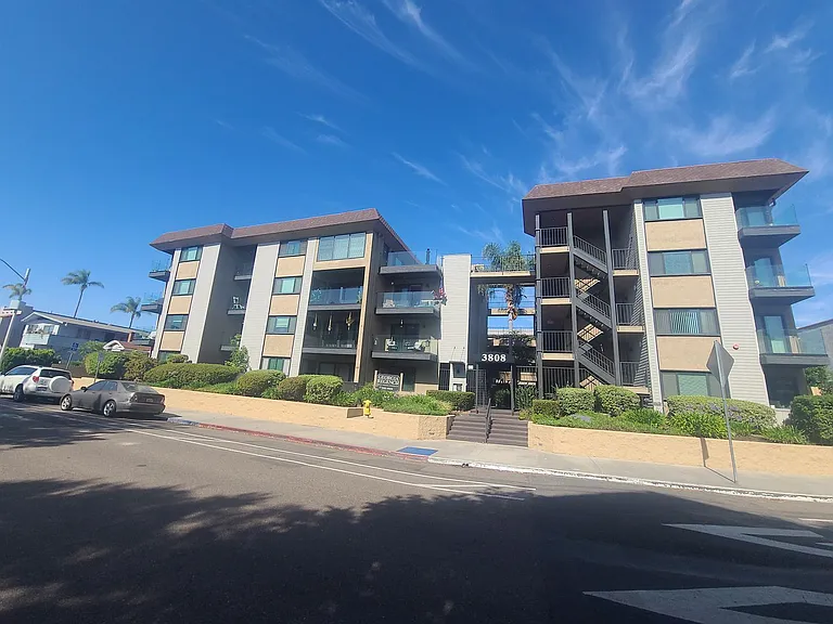 Georgia Regency Senior Apartments — Photo 9