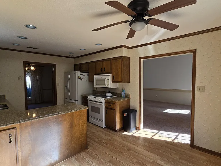 617 Matheny Cut — Photo 28