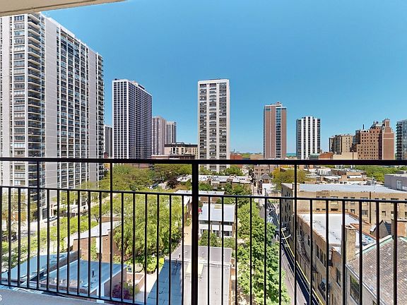 4th image of 88 W Schiller St APT 901L