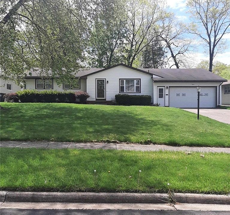 1st image of 743 Forestridge Dr