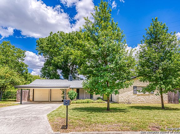 3rd image of 3915 Starhill Dr