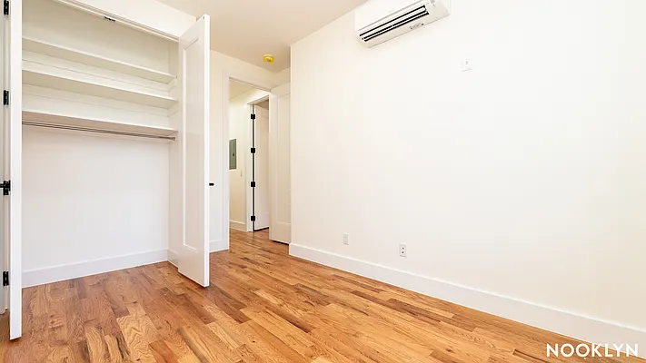 Rented by Nooklyn NYC LLC | media 9