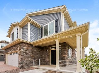 211 S Old Hammer Ct, Aurora, CO 80018