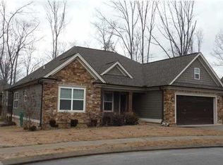 8411 Denison Ln, Ooltewah, TN 37363