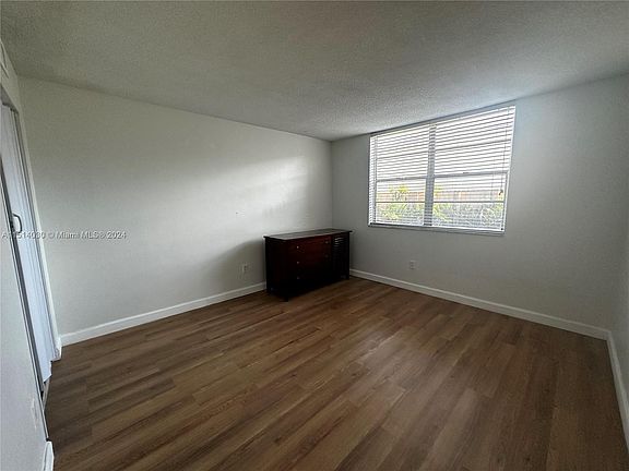 4th image of 4560 NW 79th Ave APT 1E