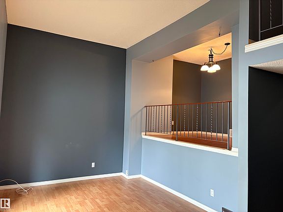 5th image of 14644 52nd St NW