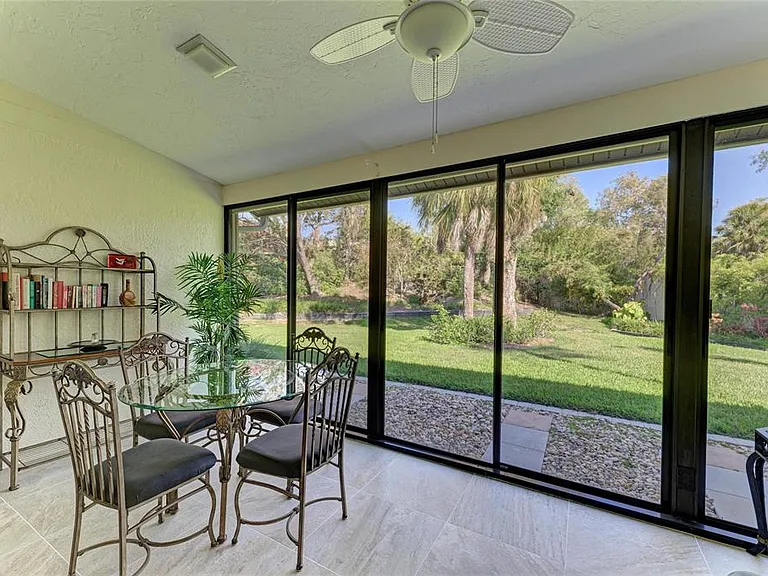 3946 Wilshire Cir E #168 — Photo 40