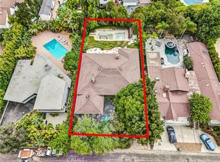 11500 Thurston Cir, Los Angeles, CA 90049