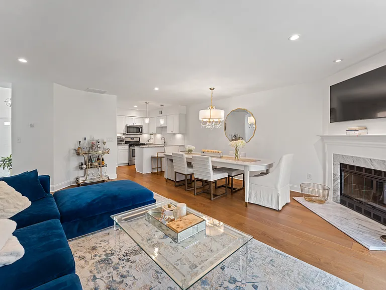 142 Shore Dr — Photo 4