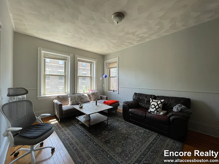 11 Park St #6 — Photo 27