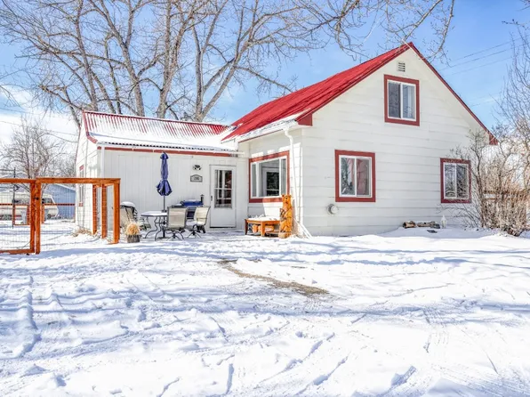 206 5th Ave SW, Choteau, MT 59422