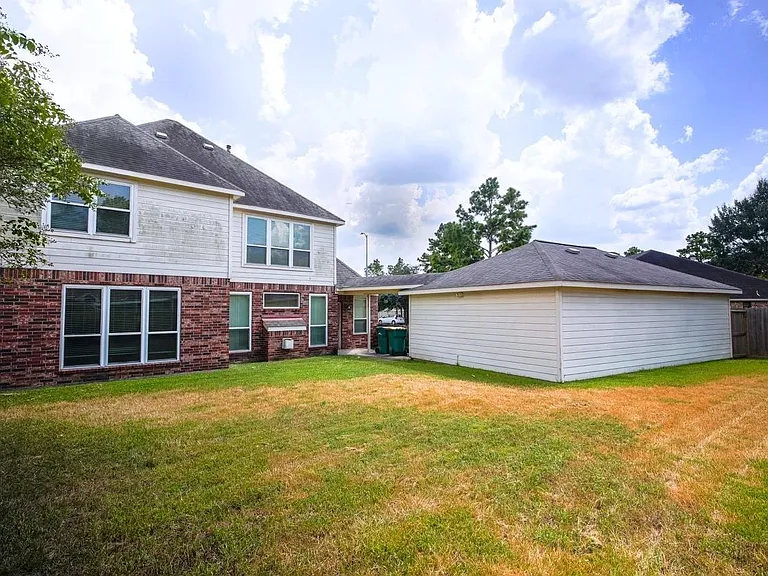 11606 Canyon Woods Dr — Photo 39