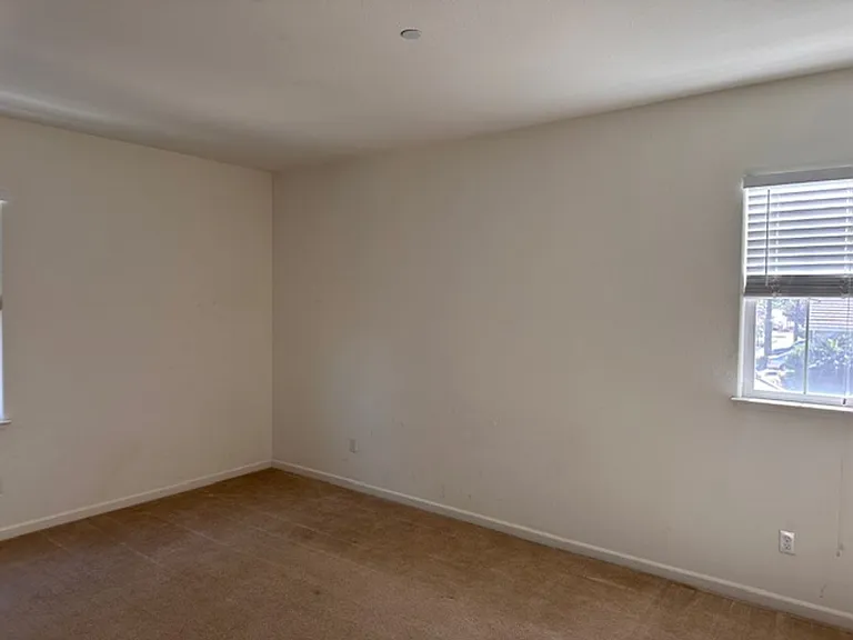 18281 Parkside Ct — Photo 19