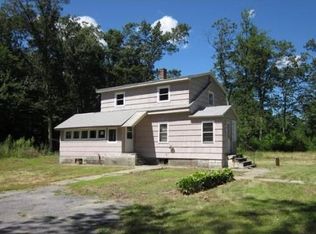 18 Burncoat St, Leicester, MA 01524