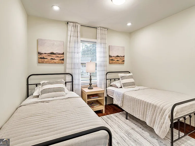 216 Flat Creek Ct — Photo 21