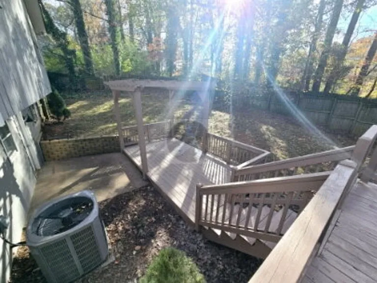 2312 Kilkenny Way NE — Photo 27