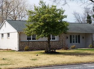 3042 Stoney Creek Rd, East Norriton, PA 19401