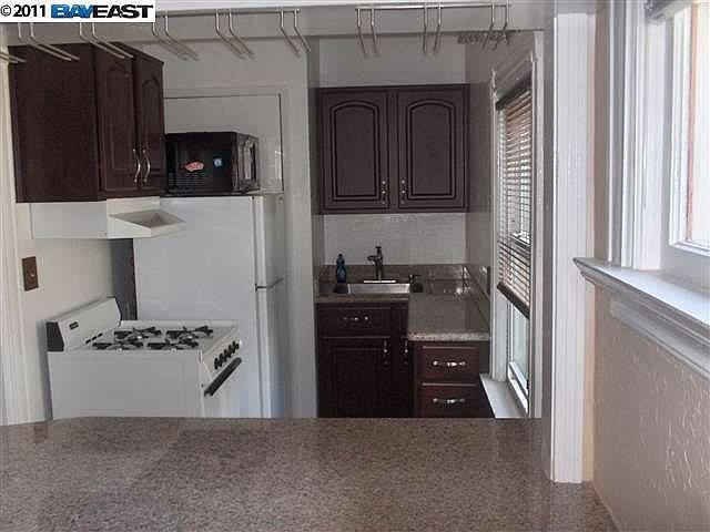 2nd image of 59 Hamilton Pl