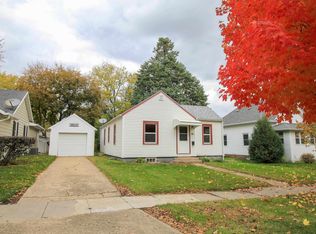 16 3rd Ave SW, Pocahontas, IA 50574