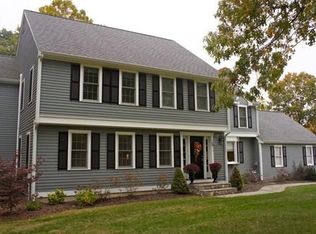 79 Ledgewood Dr, Hanover, MA 02339