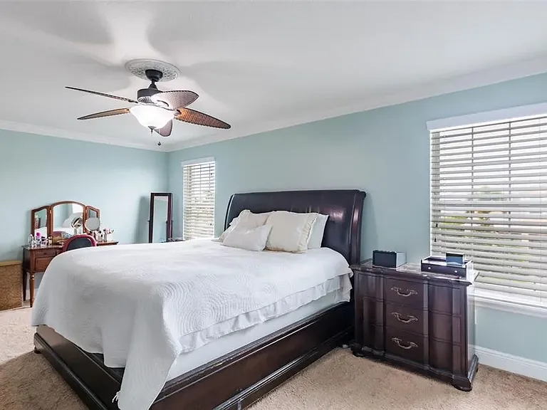425 Bahama Grande Blvd — Photo 22
