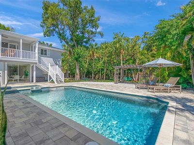 185 Faubel St, Sarasota, FL, 34242