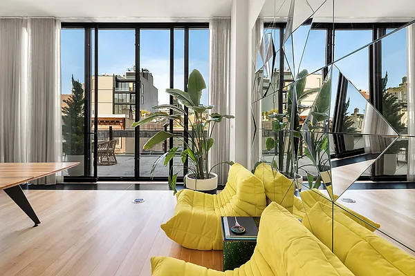 Sold by Modlin Group | media 59