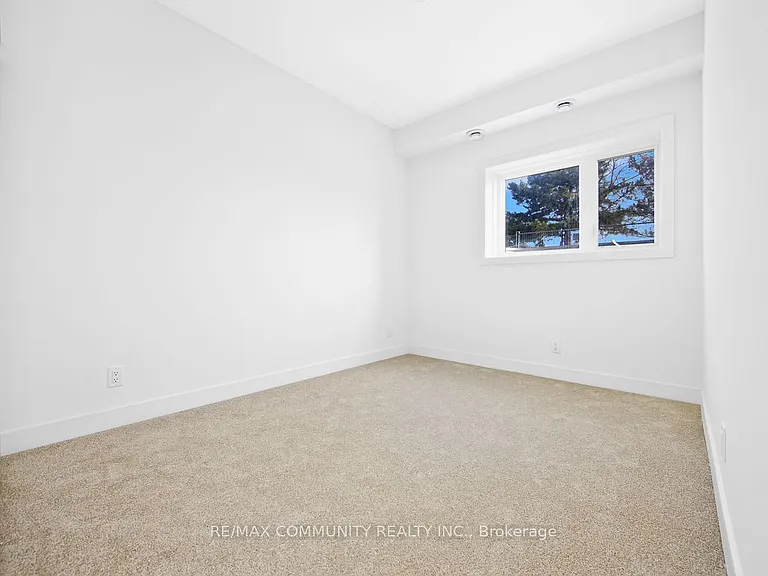 16 Melbourne Ave #105B — Photo 14