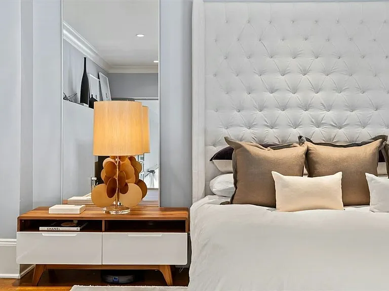 313 1st St #PENTHOUSE — Photo 8