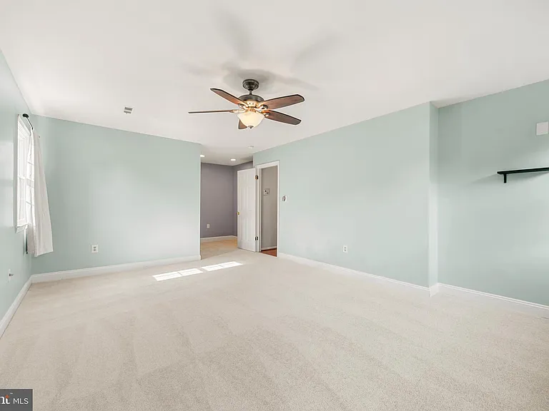 13204 Nickleson Dr — Photo 16