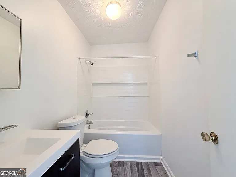 460 Rustwood Dr — Photo 6