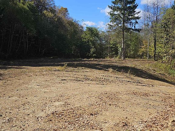 3rd image of 0 Foxwood Dr