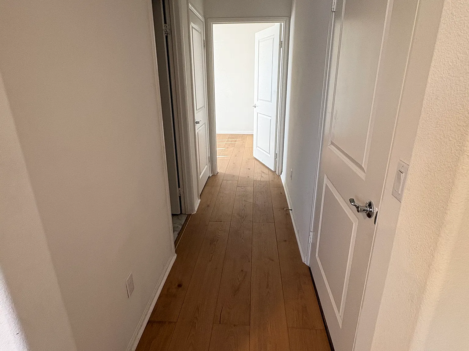 1 bed, 500 sqft, $1,600 — Photo 3