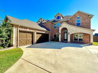 2630 Maple Leaf Dr, Midlothian, TX 76065