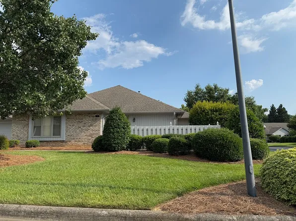 2 Wealdstone Cv, Greensboro, NC 27410