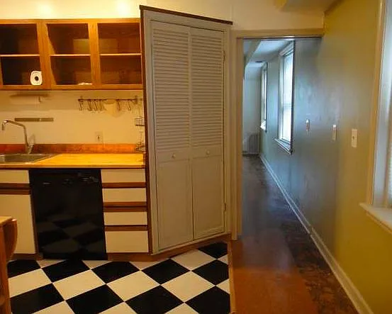 2233 E Pratt St #2-R — Photo 4