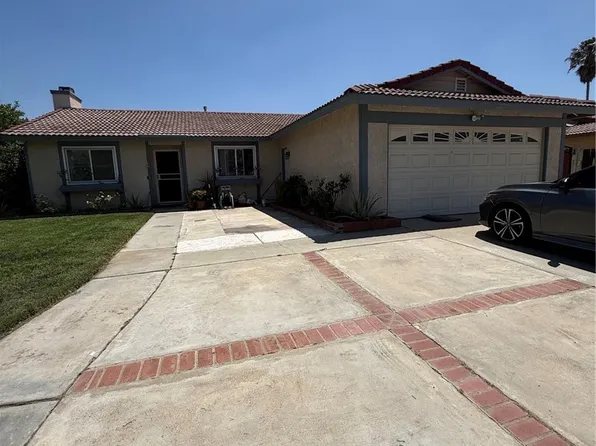 1057 W Carter St, Rialto, CA 92376