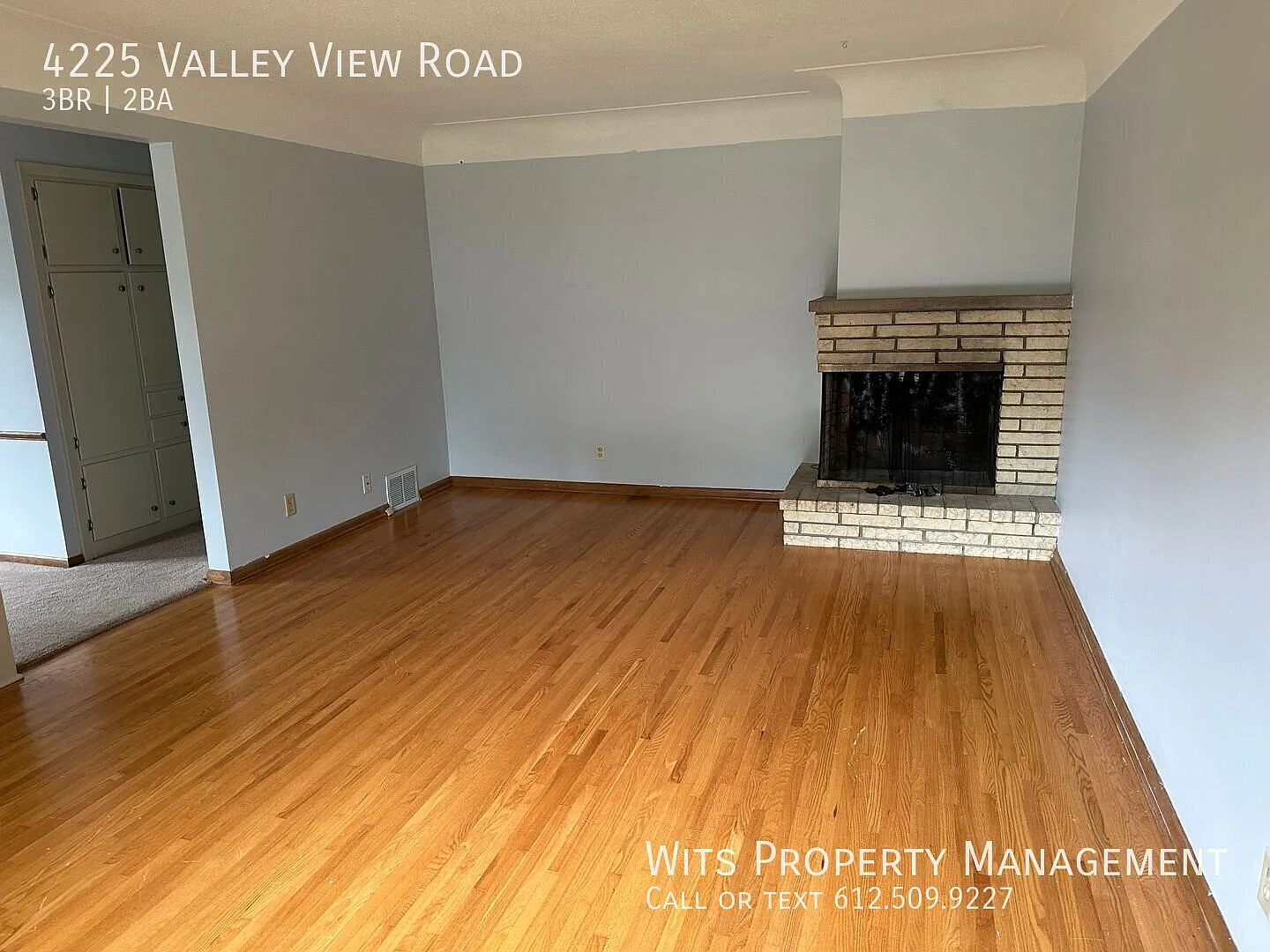 Refreshed 3 BR / 2 BA Duplex in Prime Edina Location! — Photo 3