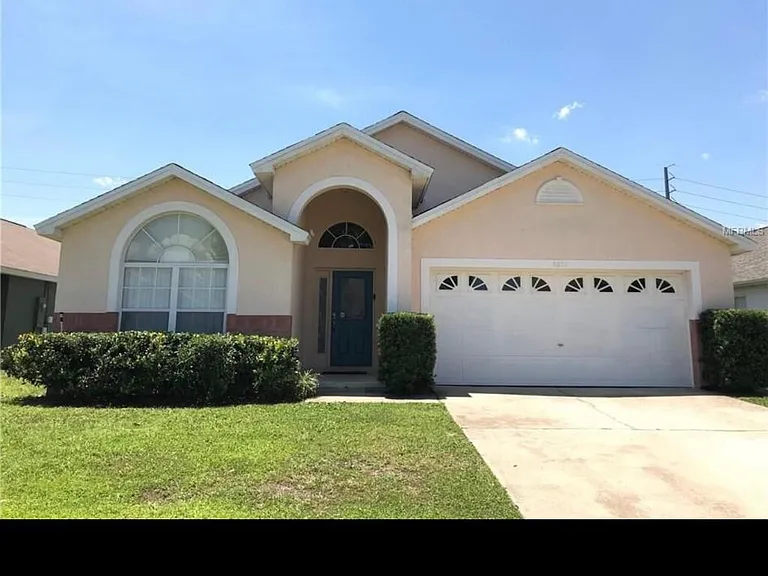 8081 Roaring Creek Ct — Photo 24