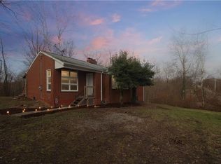 1194 Gringo Clinton Rd, Aliquippa, PA 15001