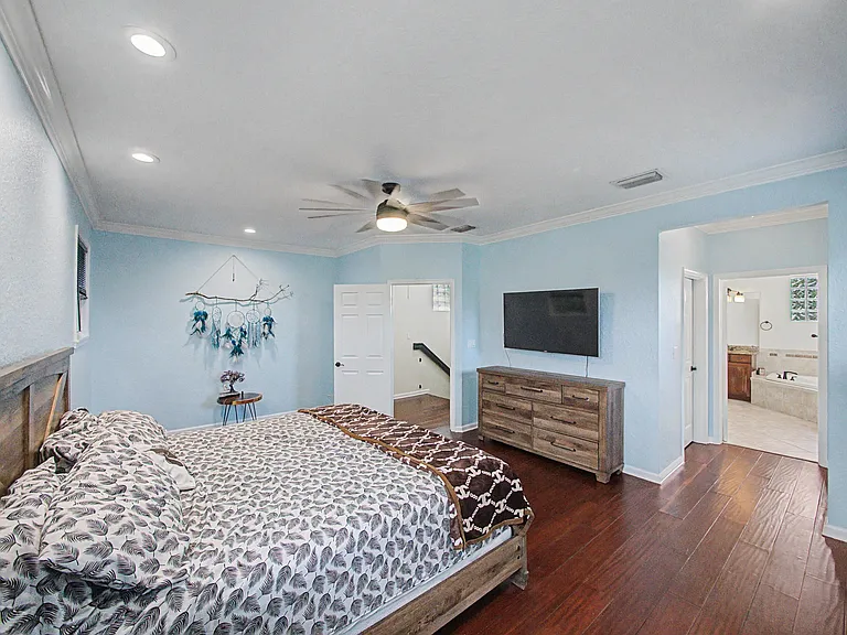 4868 Canal Dr — Photo 8