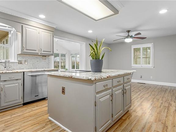 3rd image of 5017 Bellamy Manor Dr