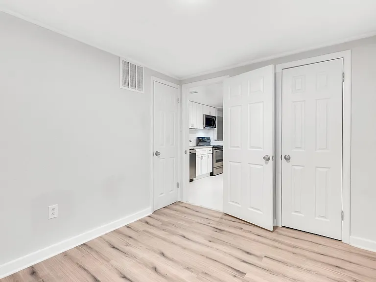 520 N Garfield St #1 — Photo 4