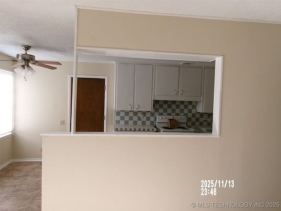 3rd image of 409 Highland Dr