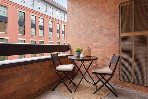 610 Newark St — Photo 23