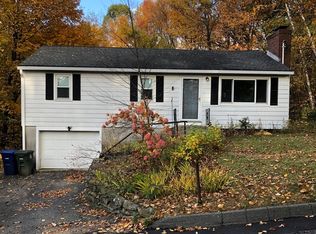 46 Legate Hill Rd, Leominster, MA 01453
