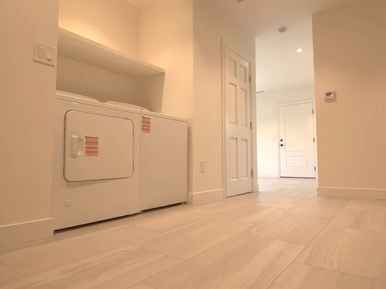 216 Harding Ave — Photo 29