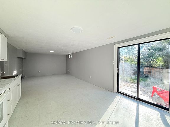5th image of 77 Fox Run #Basement