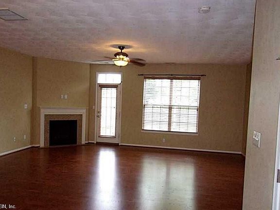 2nd image of 24 Rutland Dr